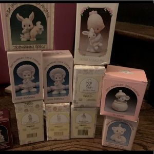 Huge lot of Precious Moments figures/ornaments